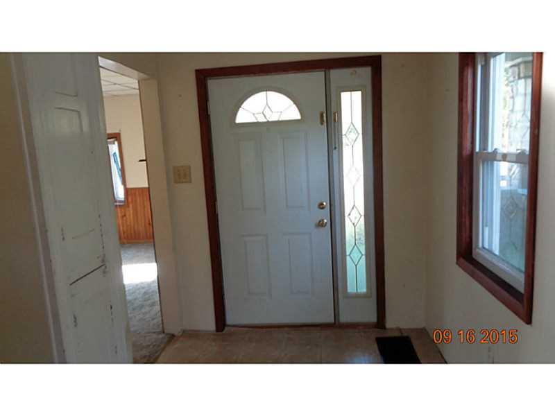 941 Maple Street Ruffs Dale, PA 15679 - Photo 10 of 24 Entry/Foyer.