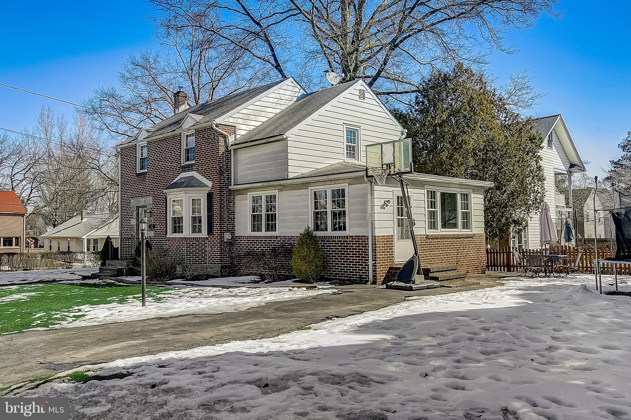 9 Ryanard Road Wallingford, PA 19086 - Photo 5 of 39