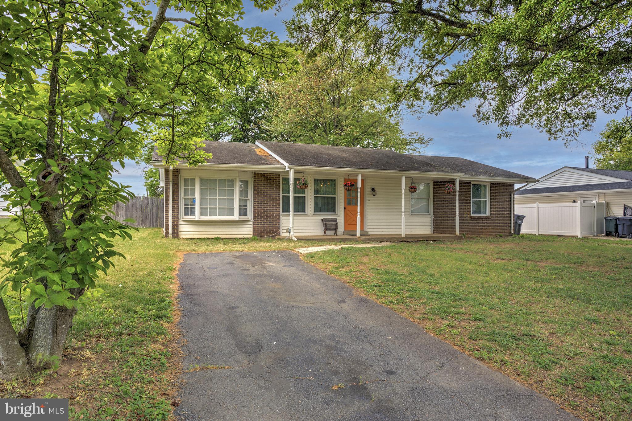 402 Williamsburg Road Sterling, VA 20164 - Photo 2 of 28 Completely Renovated home