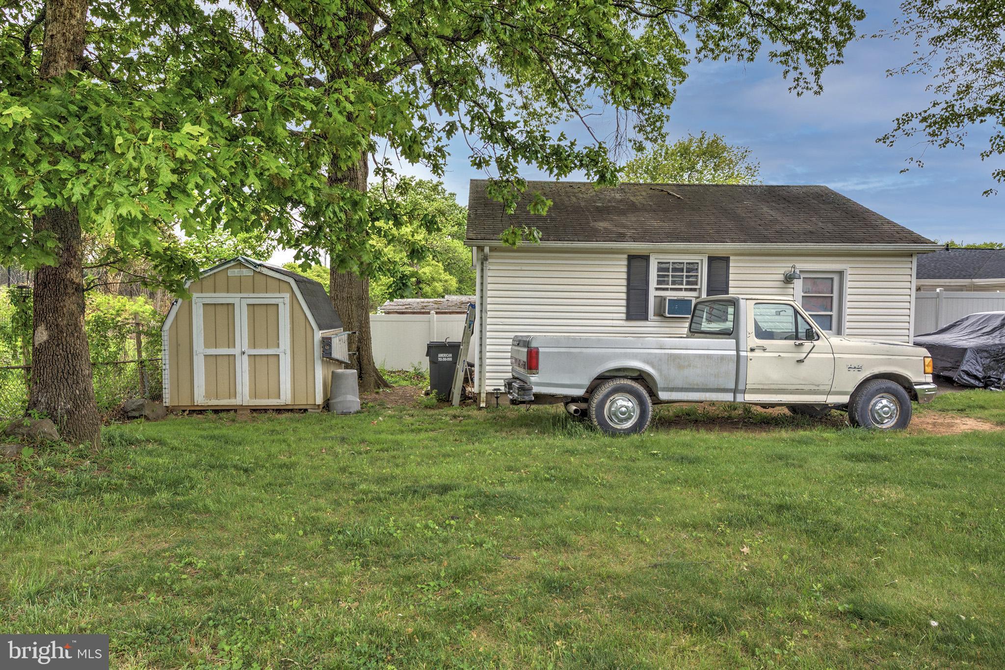 402 Williamsburg Road Sterling, VA 20164 - Photo 9 of 28 garage and storage shed