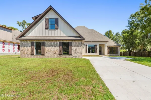 $645,000 | 138 Destiny Oaks Drive, Long Beach, MS 39560