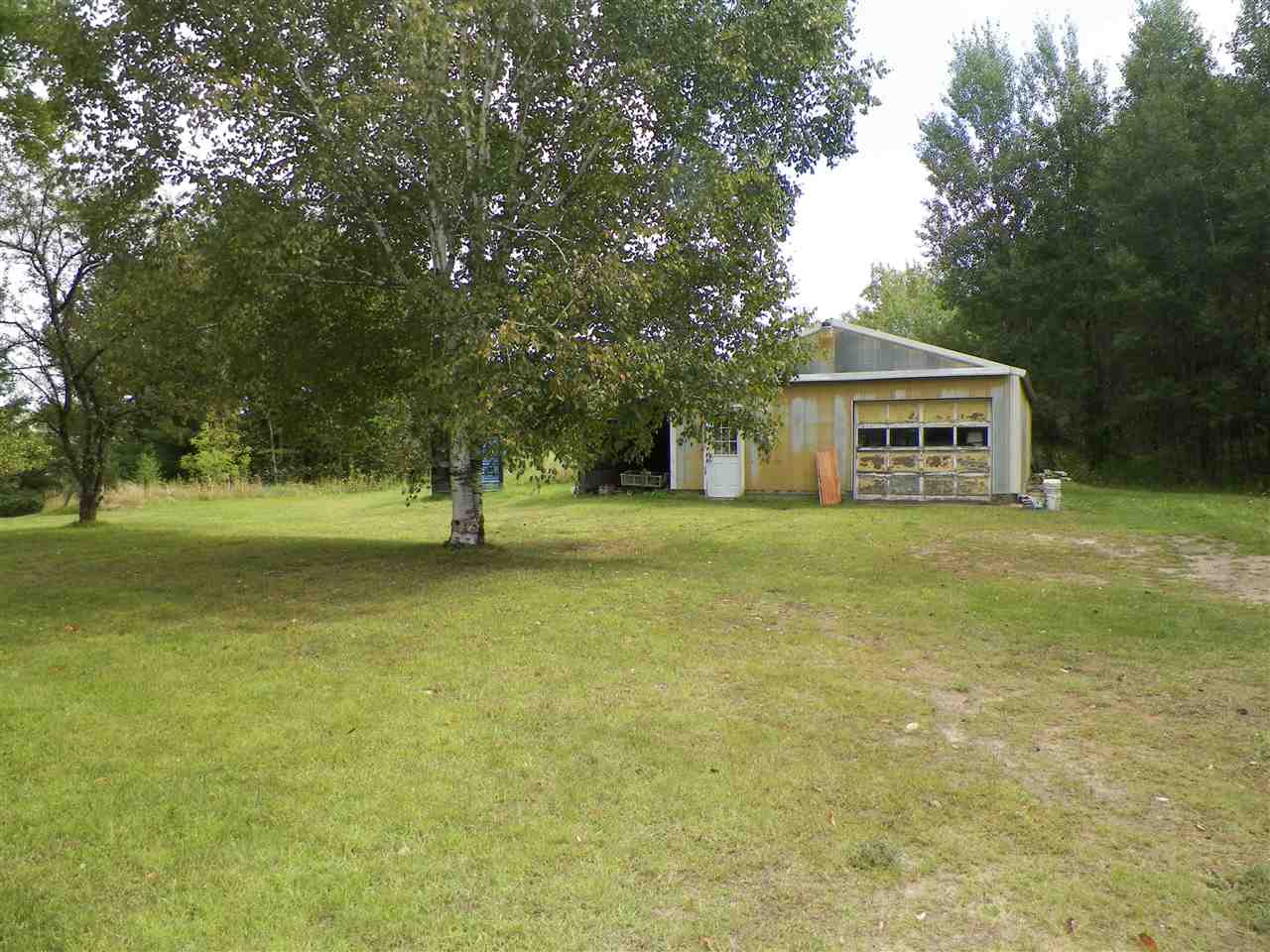 21172 Hewitt Tustin, MI 49688 - Photo 24 of 35 1866753-23.JPG