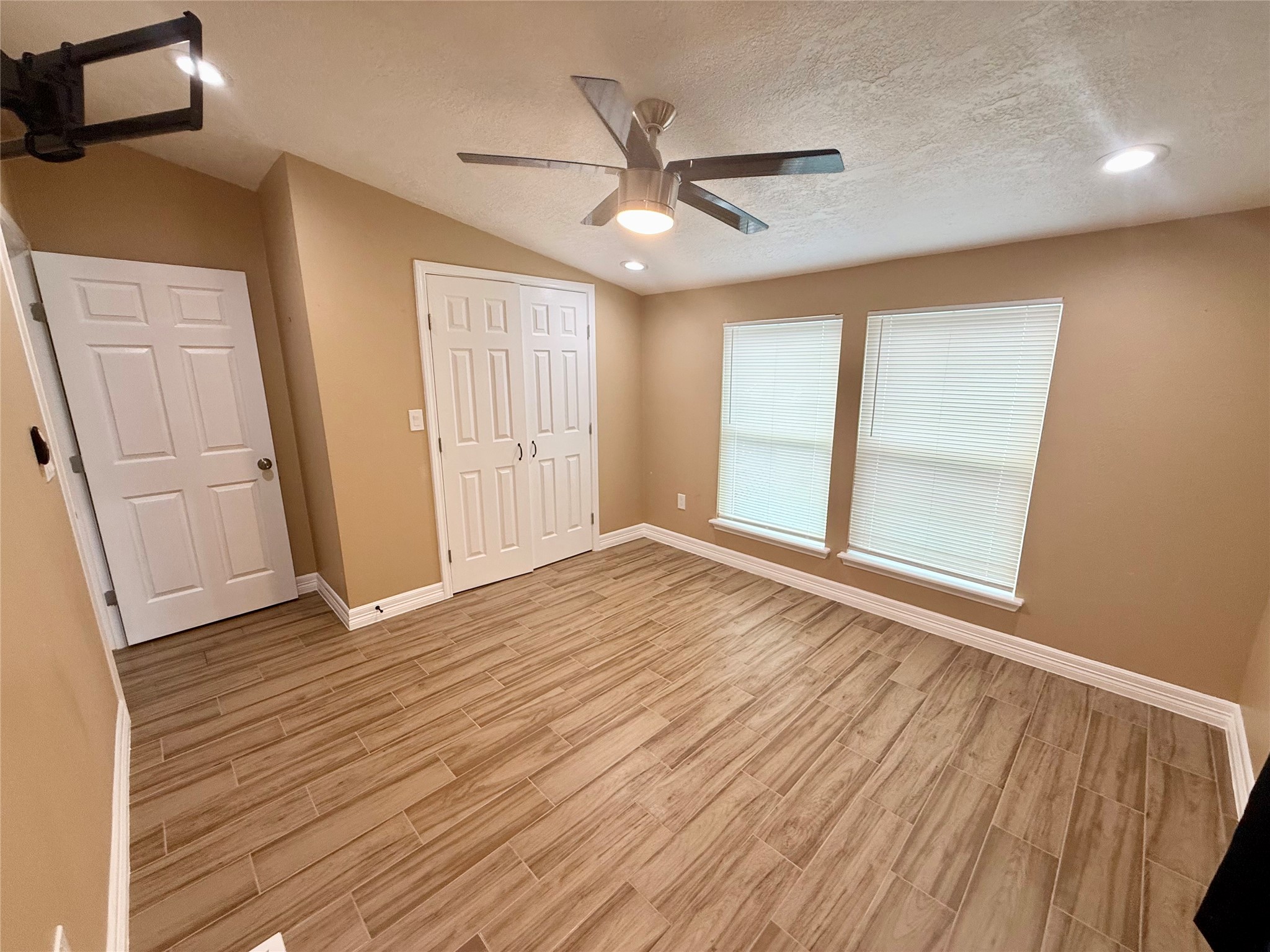 9115 Puritan Way Rosharon, TX 77583 - Photo 14 of 28 Gallery Image 14