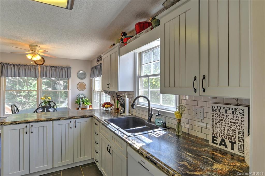 8 Foothills Road Asheville, NC 28804 - Photo 11 of 24 Gallery Image 11