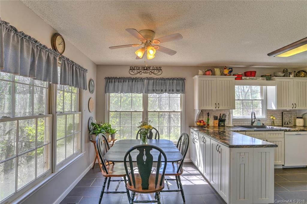 8 Foothills Road Asheville, NC 28804 - Photo 12 of 24 Gallery Image 12
