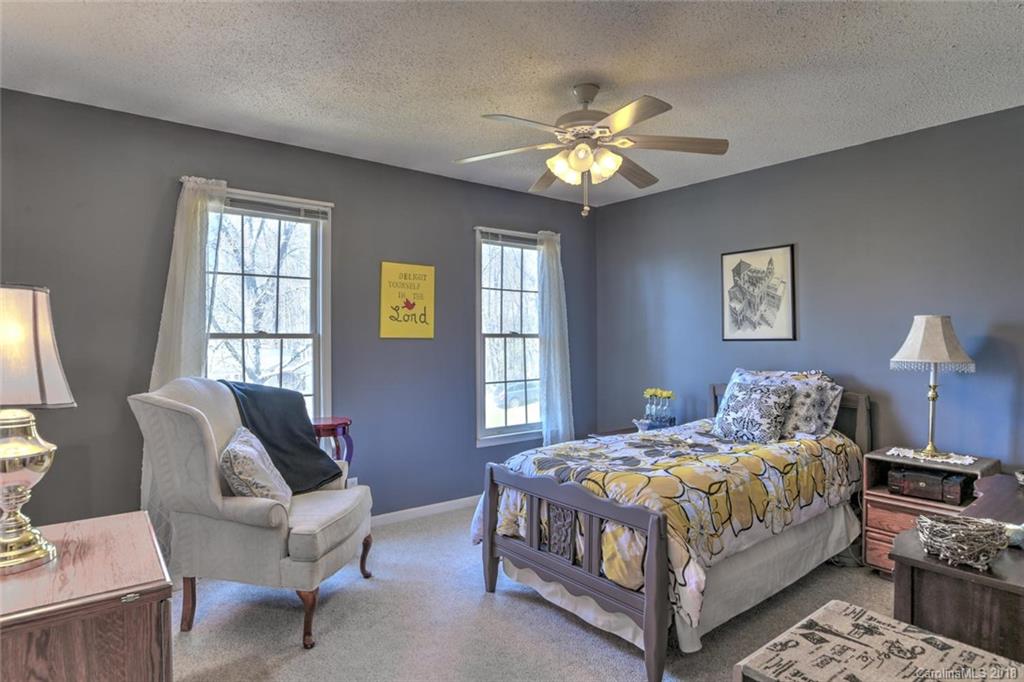 8 Foothills Road Asheville, NC 28804 - Photo 20 of 24 Gallery Image 20