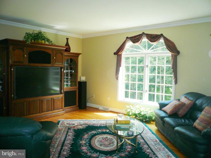 7 Rick Road Reading, PA 19607 - Photo 12 of 25 Great Room