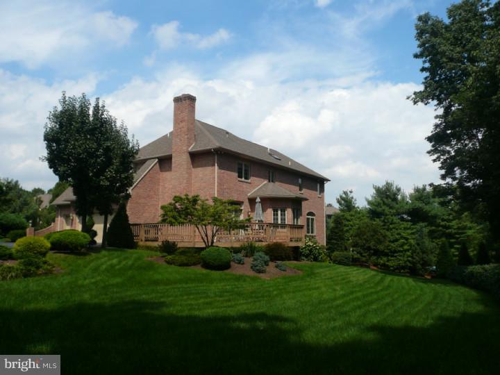 7 Rick Road Reading, PA 19607 - Photo 5 of 25 Exterior Back