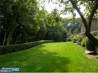 7 Rick Road Reading, PA 19607 - Photo 8 of 25 Back Yard
