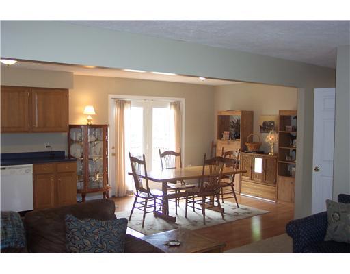 330 Venetia Road Venetia, PA 15367 - Photo 5 of 18 Dining Room.