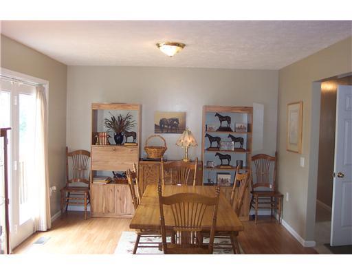 330 Venetia Road Venetia, PA 15367 - Photo 6 of 18 Dining Room.