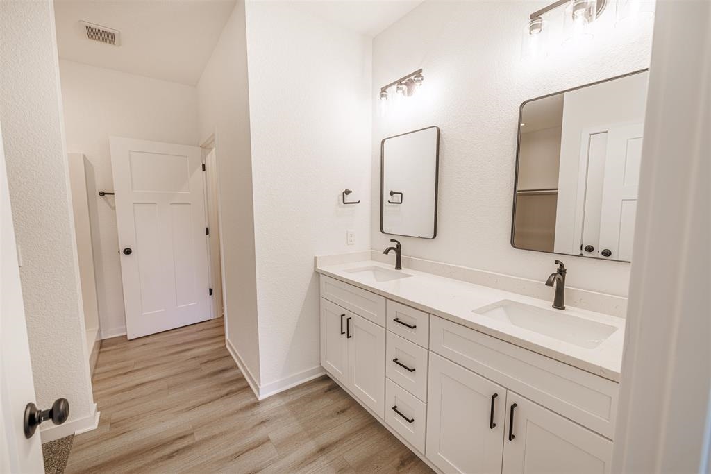 2390 Pow Wow Beloit, WI 53511 - Photo 11 of 13