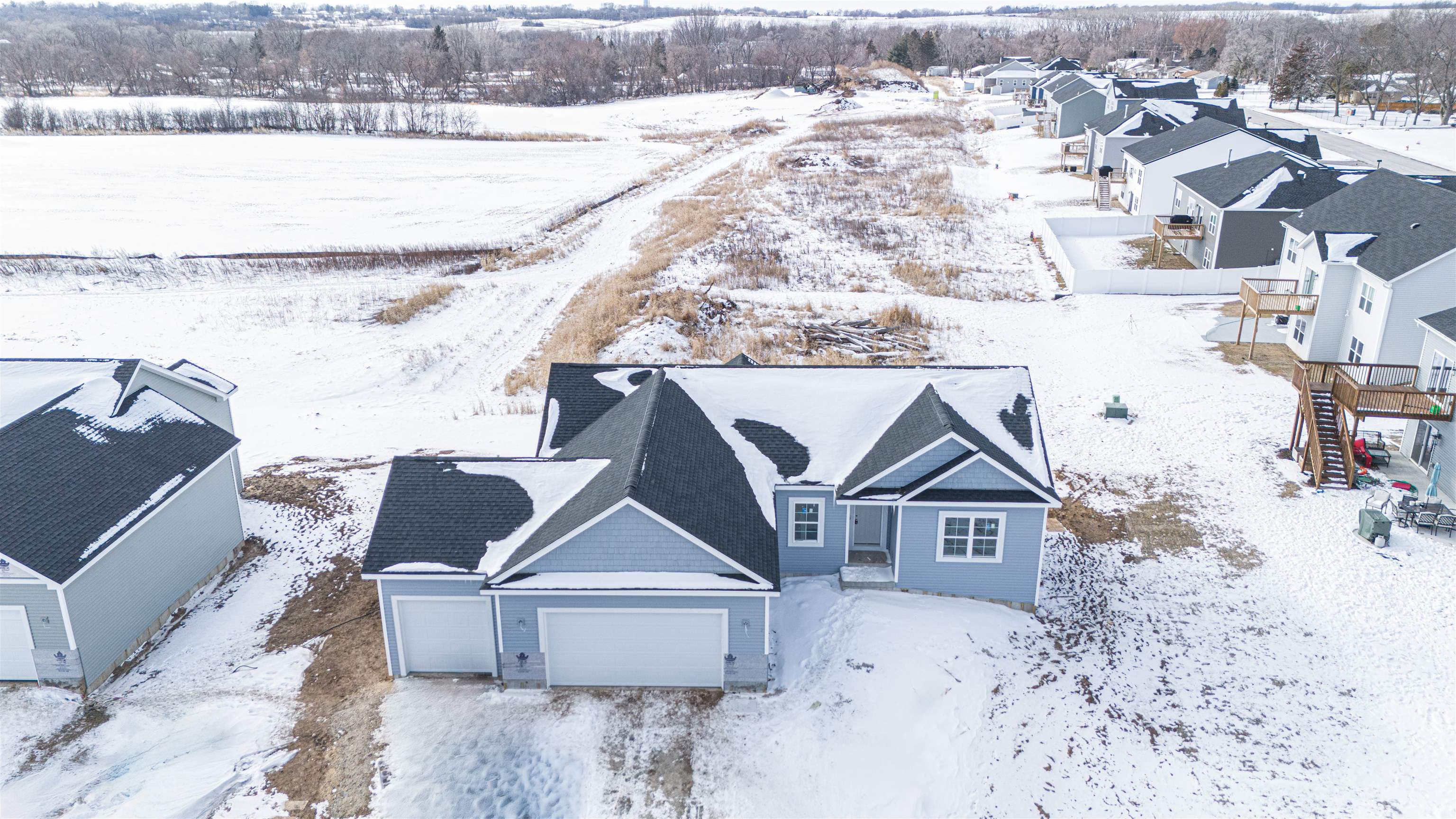 2390 Pow Wow Beloit, WI 53511 - Photo 2 of 13