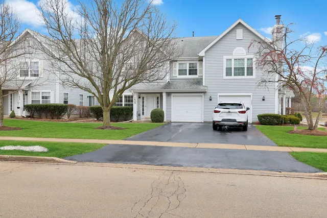 $290,000 | 1429 Orleans Drive, Unit 1429, Mundelein, IL 60060