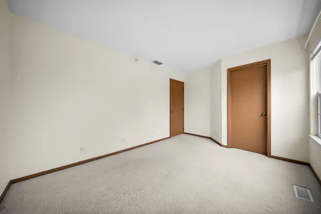 $290,000 | 1429 Orleans Drive, Unit 1429, Mundelein, IL 60060