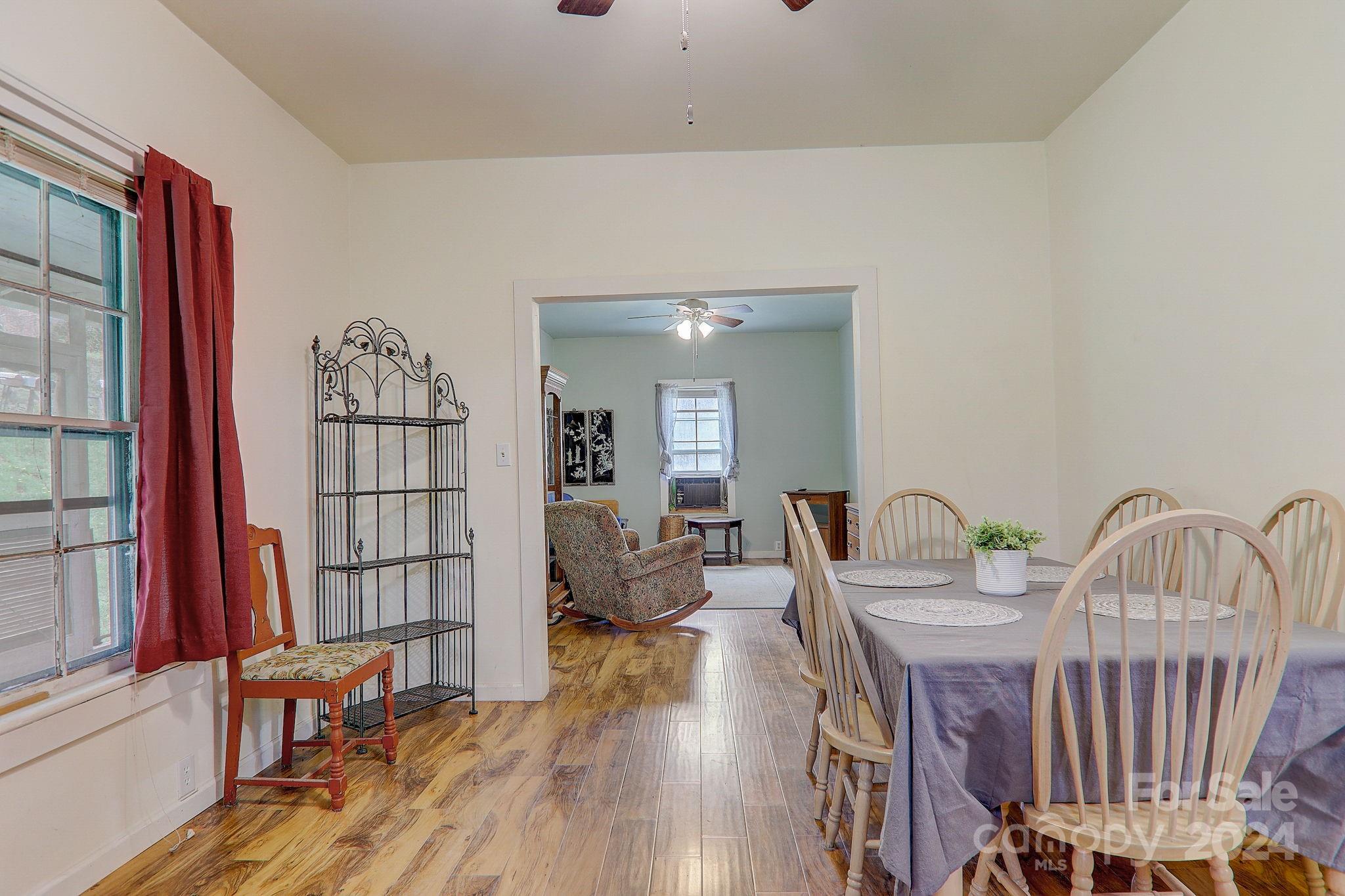 261 Russell Cove Road Waynesville, NC 28785 - Photo 14 of 46 Gallery Image 14