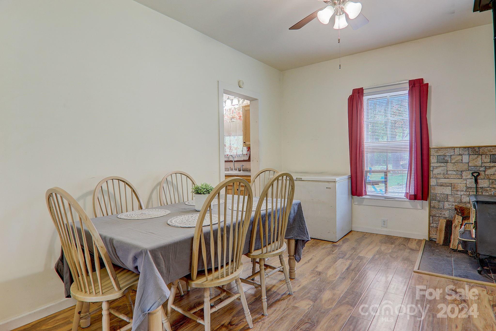 261 Russell Cove Road Waynesville, NC 28785 - Photo 17 of 46 Gallery Image 17