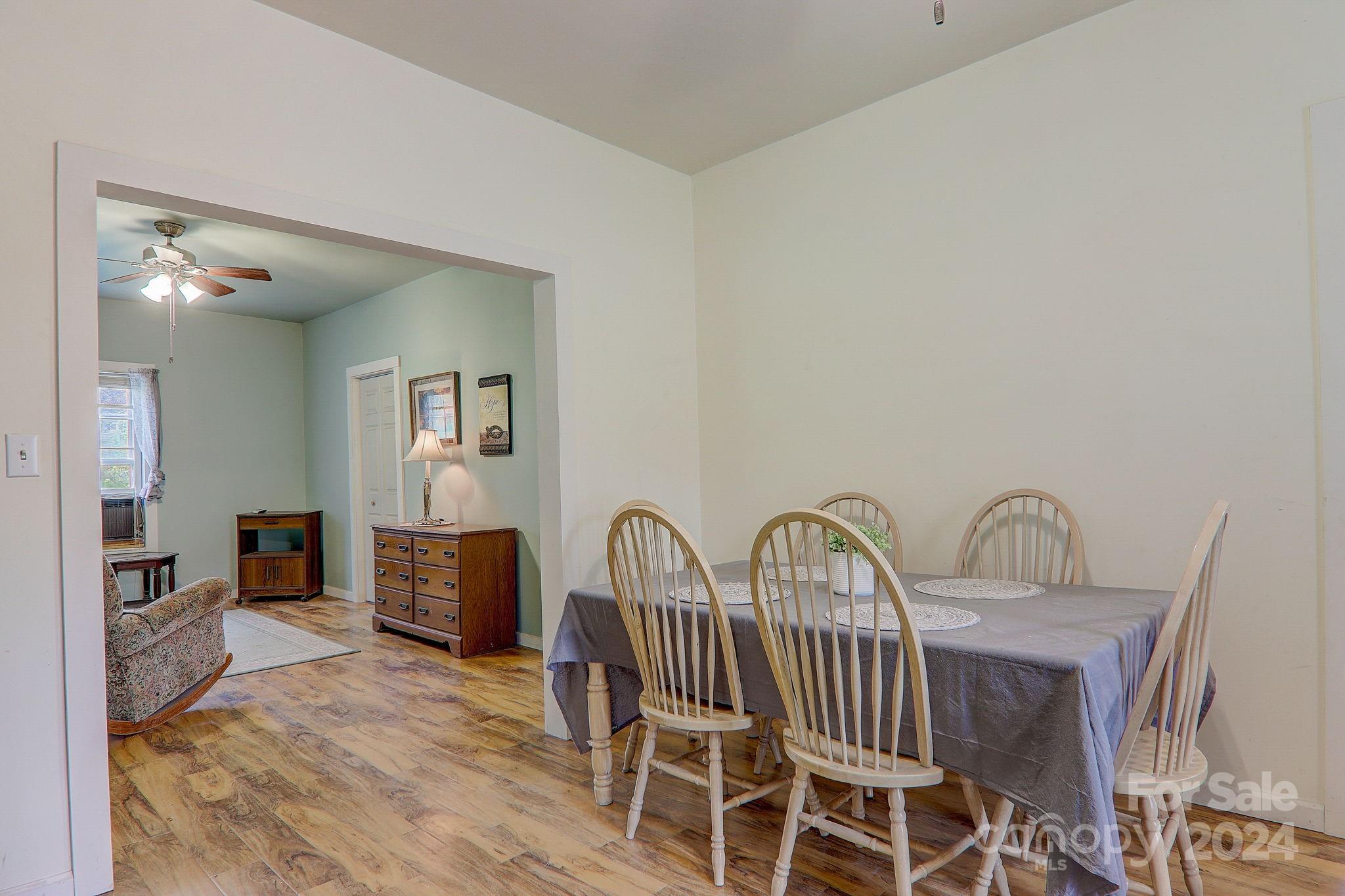 261 Russell Cove Road Waynesville, NC 28785 - Photo 18 of 46 Gallery Image 18