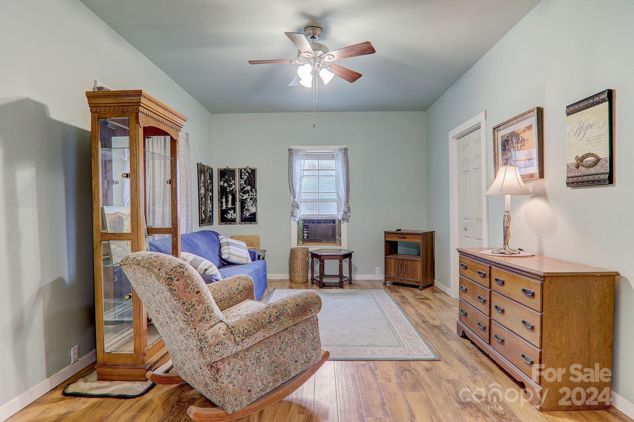 261 Russell Cove Road Waynesville, NC 28785 - Photo 19 of 46 Gallery Image 19