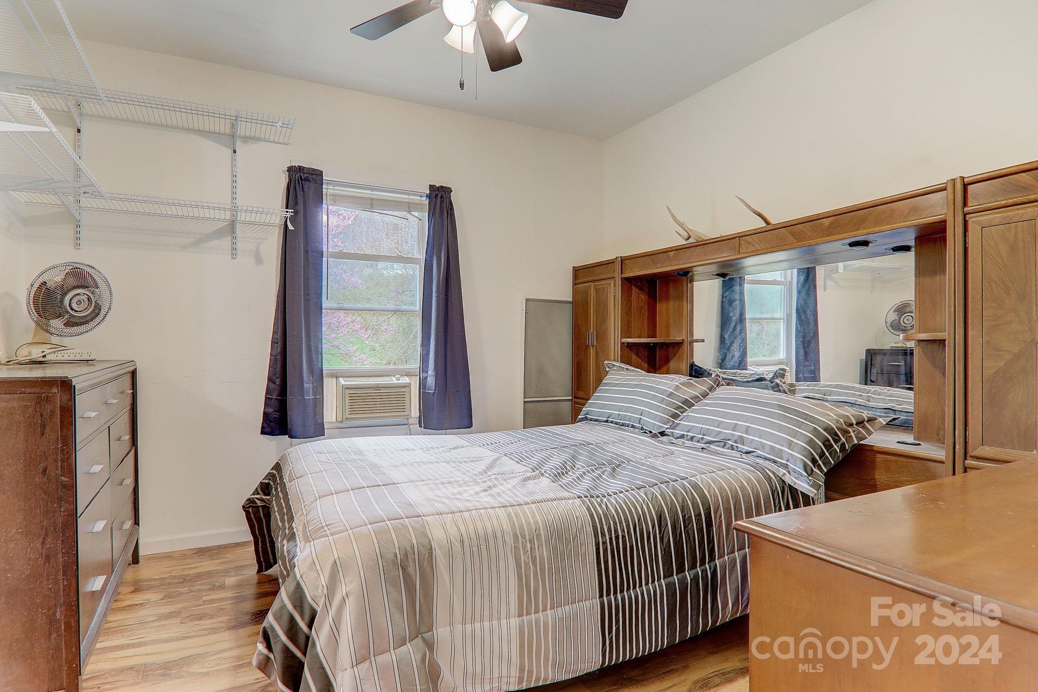 261 Russell Cove Road Waynesville, NC 28785 - Photo 23 of 46 Gallery Image 23