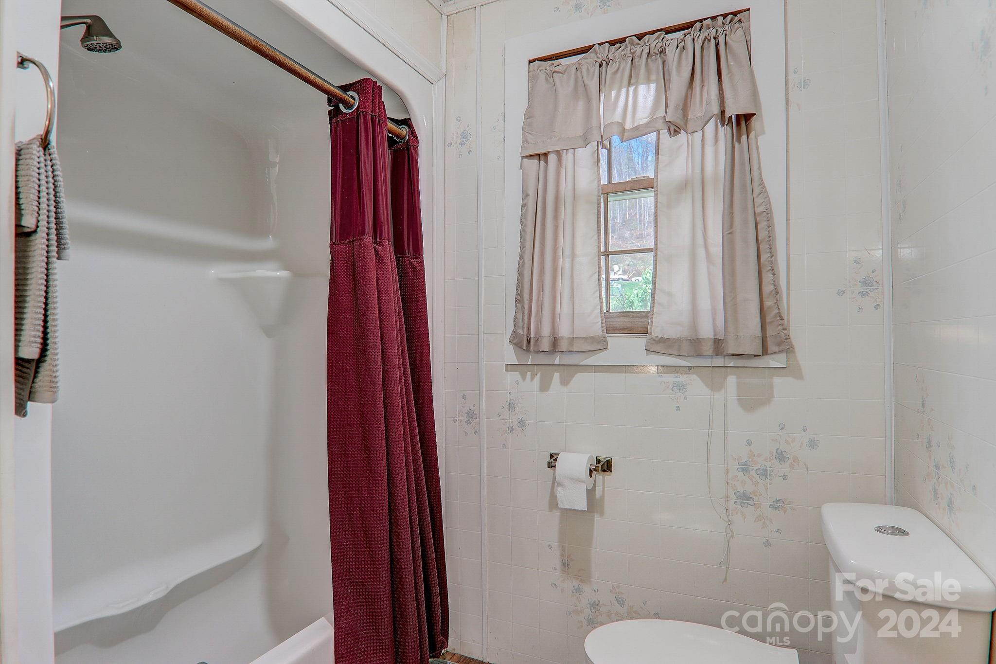 261 Russell Cove Road Waynesville, NC 28785 - Photo 25 of 46 Gallery Image 25