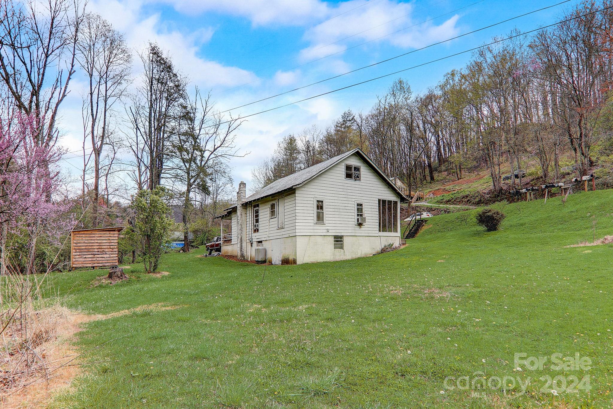 261 Russell Cove Road Waynesville, NC 28785 - Photo 40 of 46 Gallery Image 40
