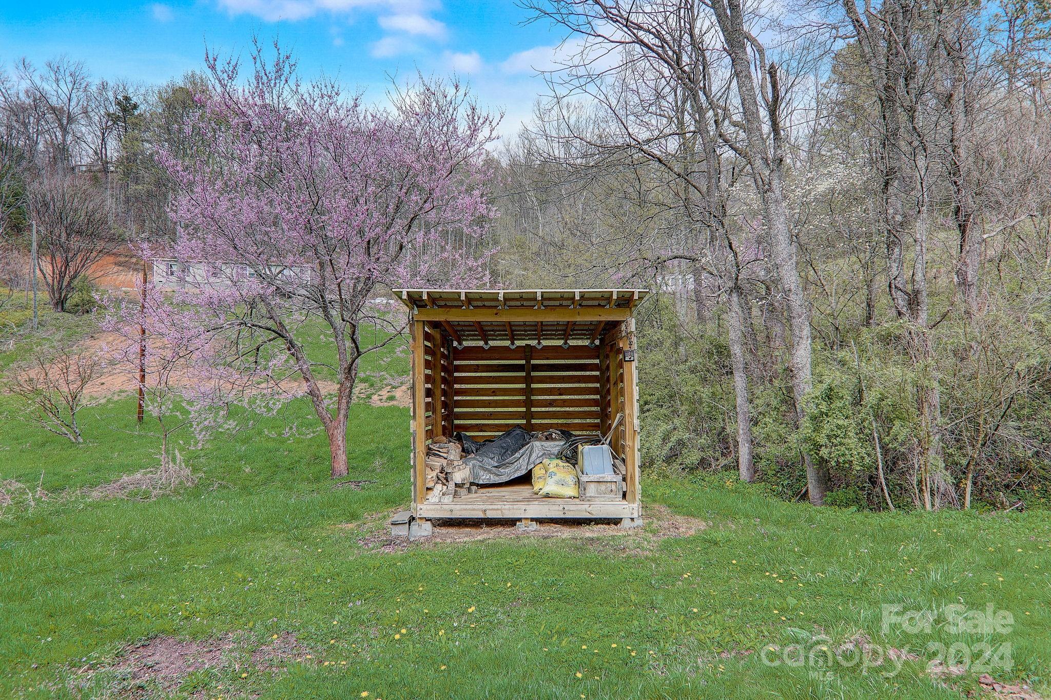 261 Russell Cove Road Waynesville, NC 28785 - Photo 41 of 46 Gallery Image 41