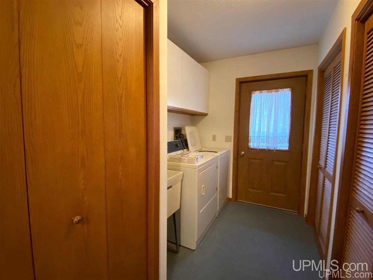 5828 G5 Road Escanaba, MI 49829 - Photo 10 of 19