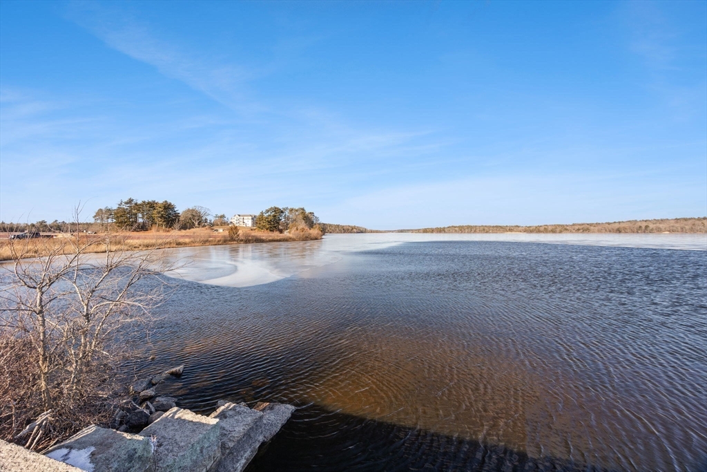 57 Long Point Road, Unit 311 Lakeville, MA 02347 - Photo 41 of 42 Gallery Image 41
