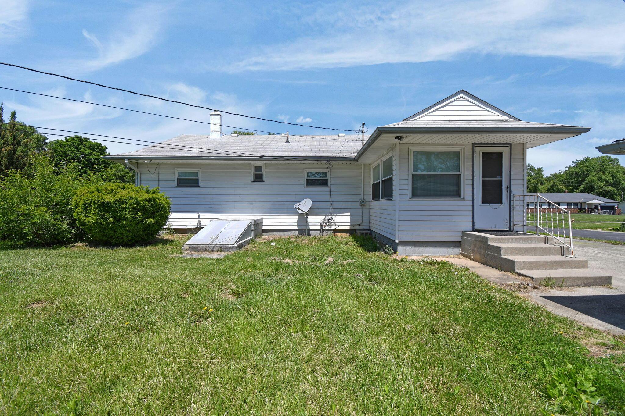 2365 Koebel Road Columbus, OH 43207 - Photo 24 of 26 24-web-or-mls-2365-koebel-rd