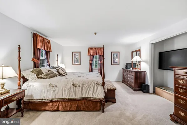 $1,075,000 | 705 Iron Post Road, Moorestown, NJ 08057
