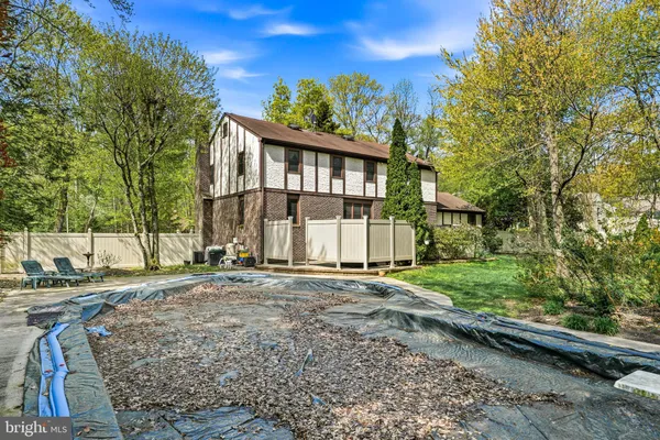 $1,075,000 | 705 Iron Post Road, Moorestown, NJ 08057