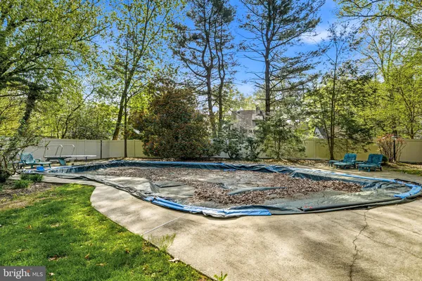 $1,075,000 | 705 Iron Post Road, Moorestown, NJ 08057
