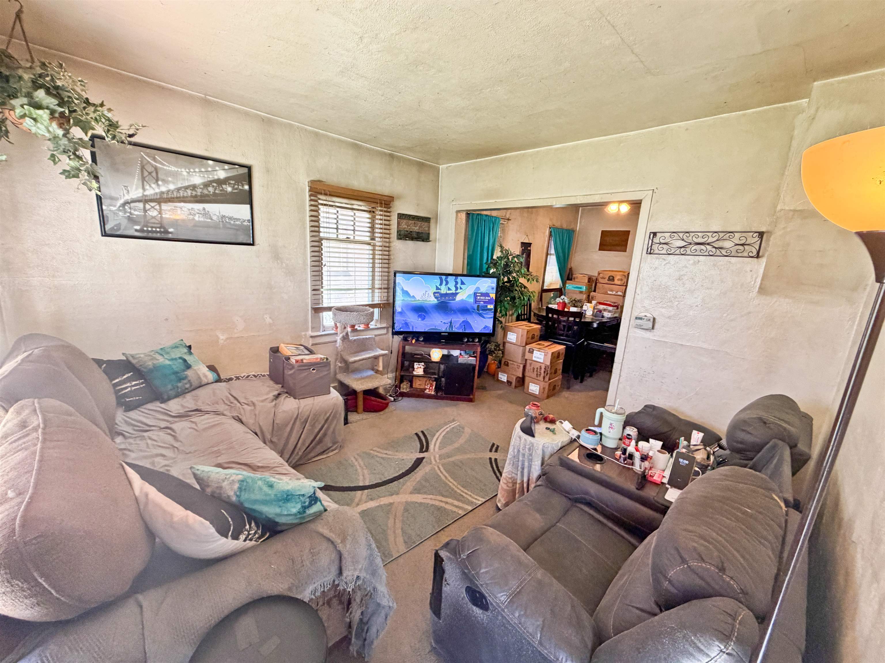 714 West Augusta Avenue Spokane, WA 99205 - Photo 2 of 22