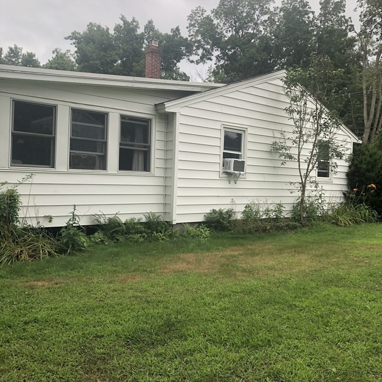 145 Ponakin Road Lancaster, MA 01523 - Photo 6 of 41