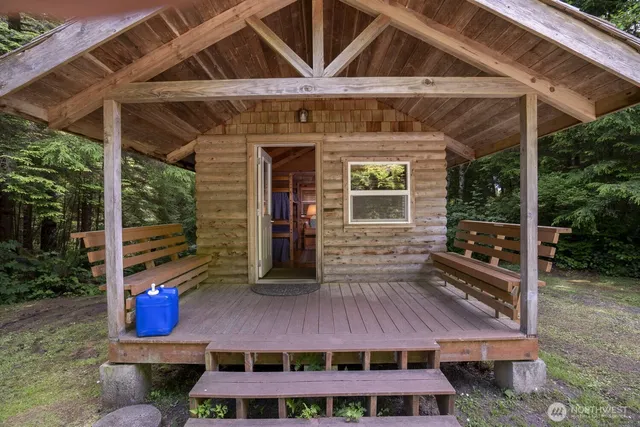 $1,850,000 | 20860 Hoko-Ozette Road, Clallam Bay, WA 98326
