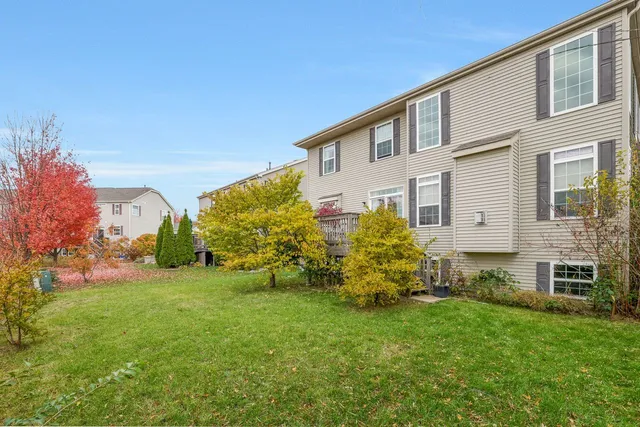 $375,000 | 2951 Braeburn Way, Woodstock, IL 60098