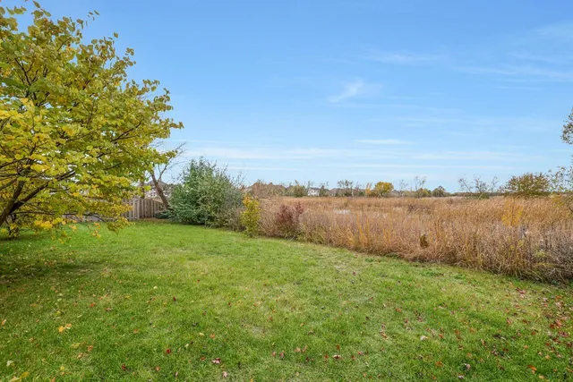 $375,000 | 2951 Braeburn Way, Woodstock, IL 60098