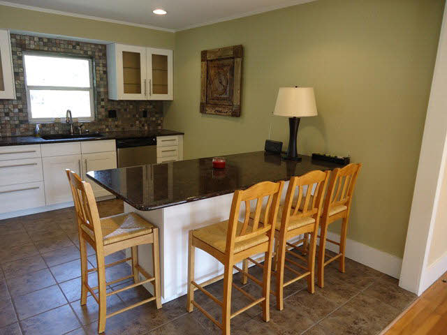 208 North Ingleside Street Fairhope, AL 36532 - Photo 3 of 17 Kitchen