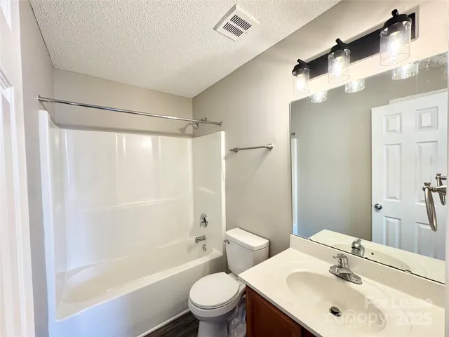 $1,325 | 327 Flint Hill Road, Unit 204, Fort Mill, SC 29715