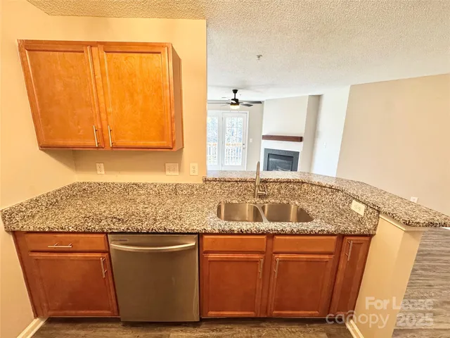 $1,325 | 327 Flint Hill Road, Unit 204, Fort Mill, SC 29715