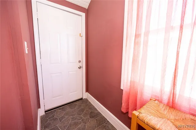 $175,000 | 35 Lindbergh Court, Cheektowaga, NY 14225