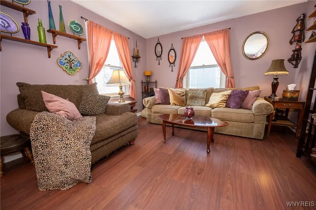 $175,000 | 35 Lindbergh Court, Cheektowaga, NY 14225