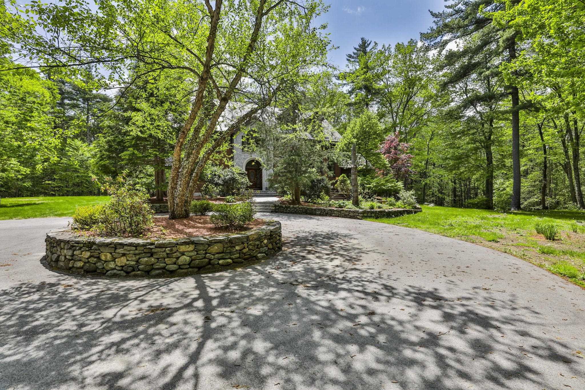 92 Potter Road Wilton, NH 03086 - Photo 2 of 53