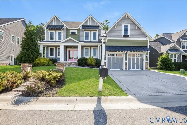 $890,000 | 3901 Graythorne Drive, Midlothian, VA 23112