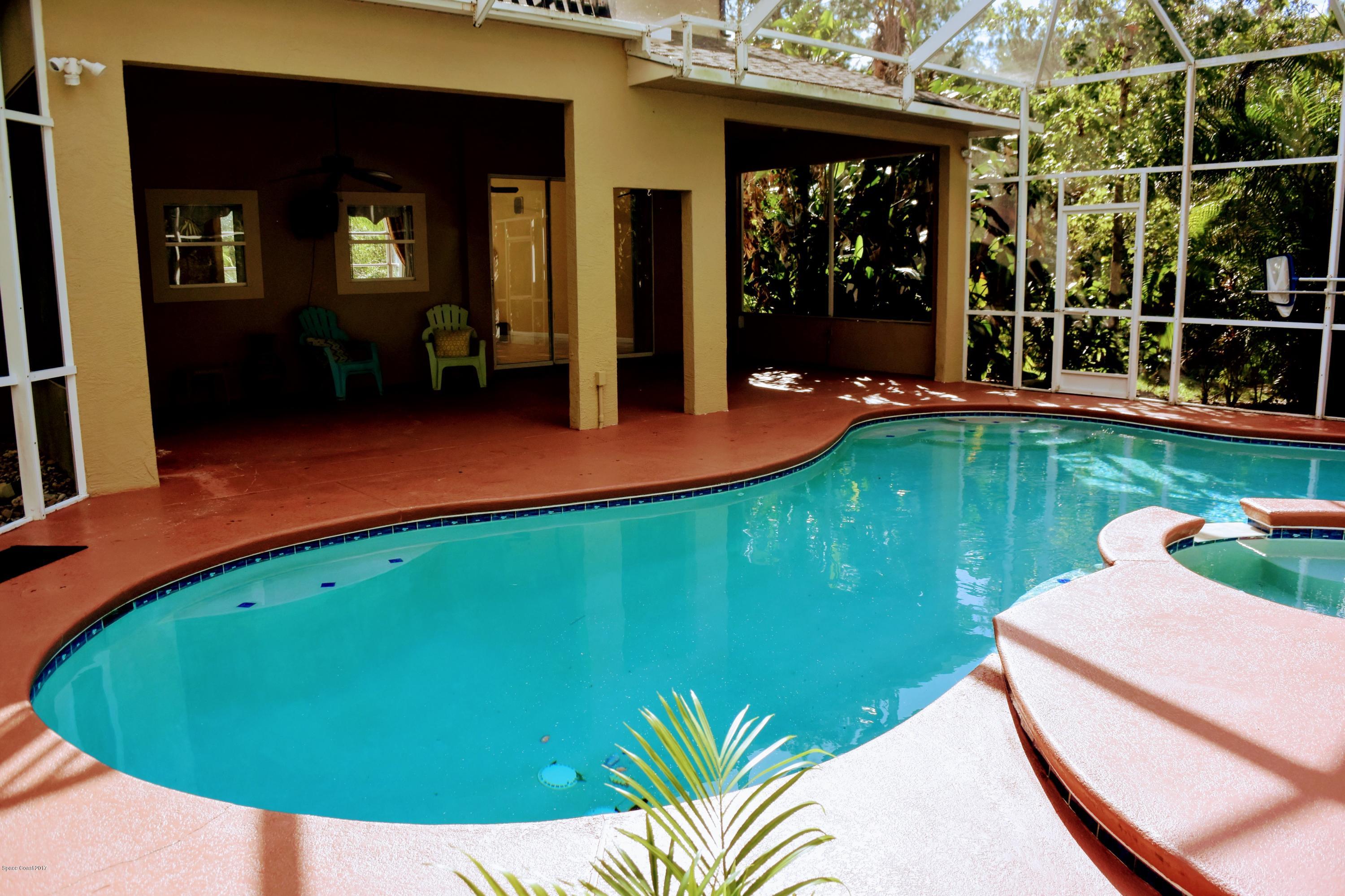 1560 Hidden Wood Road Cocoa, FL 32926 - Photo 2 of 35 Enclosed Pool & Spa
