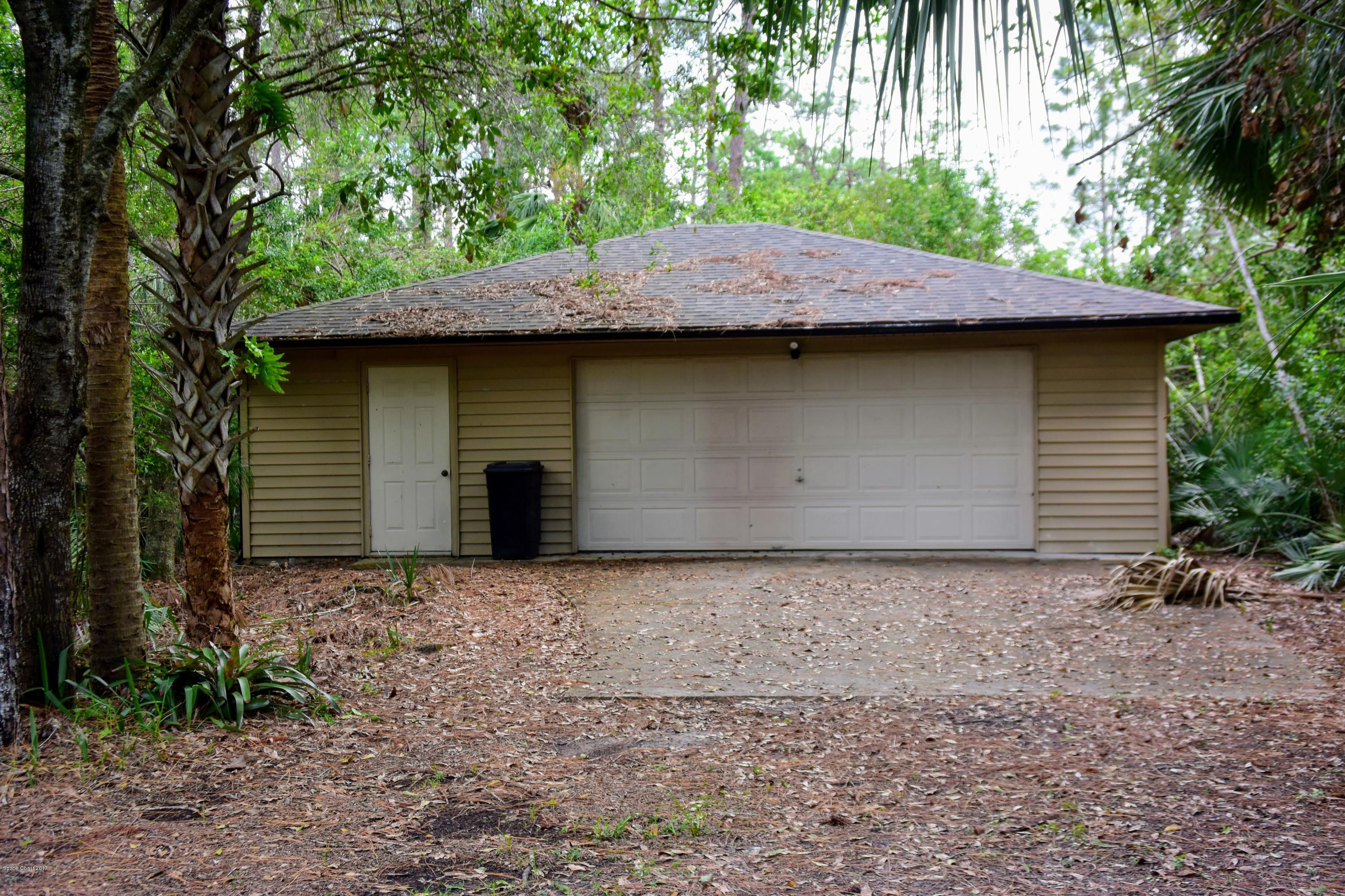 1560 Hidden Wood Road Cocoa, FL 32926 - Photo 27 of 35 2nd 2 car Garage
