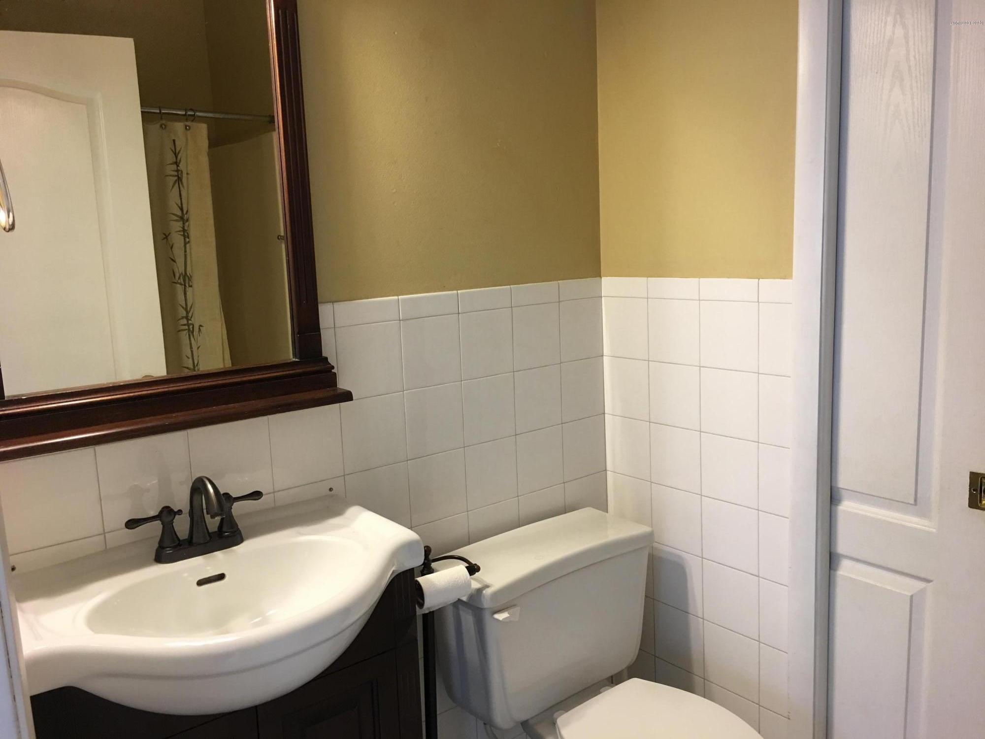 1560 Hidden Wood Road Cocoa, FL 32926 - Photo 31 of 35 Bathroom 2
