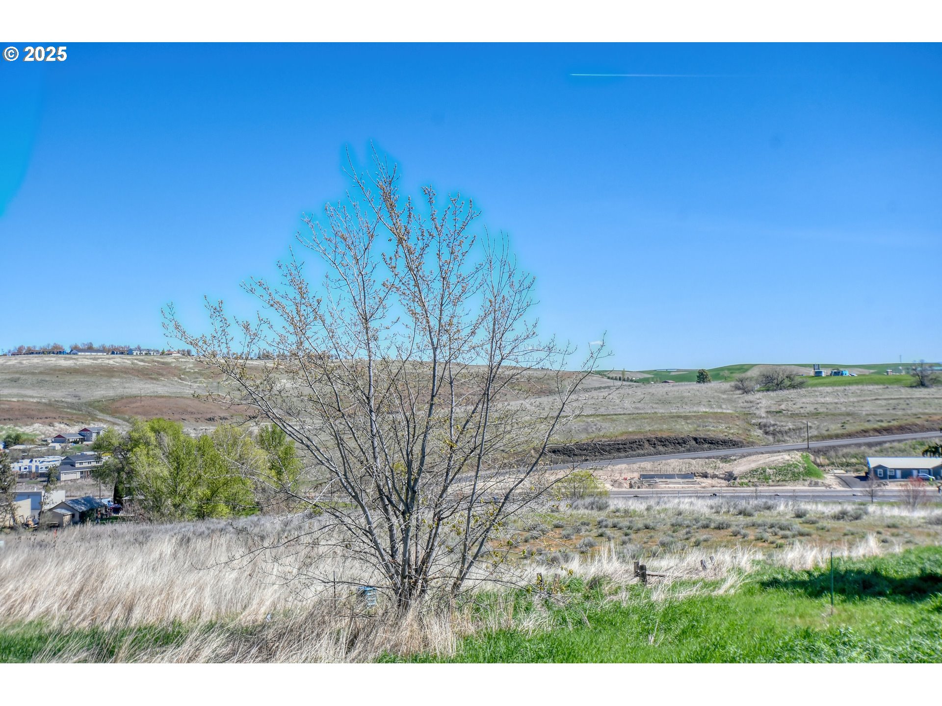 1209 Zeta Court Pendleton, OR 97801 - Photo 48 of 48 a view of beach and ocean