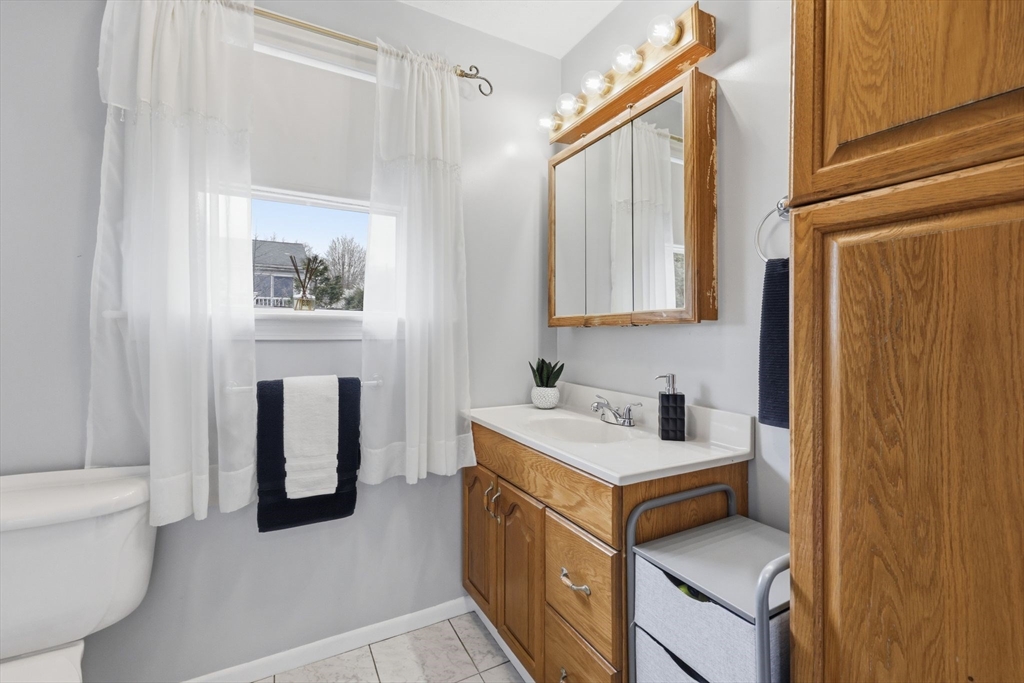 28 Rosina Road Weymouth, MA 02189 - Photo 29 of 41